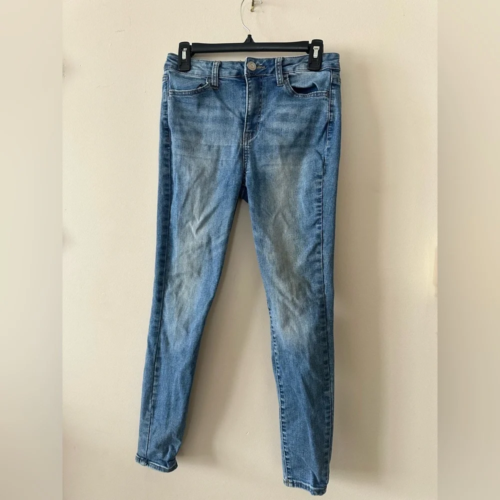 Women’s SO high rise ultimate Jeggings jeans 9